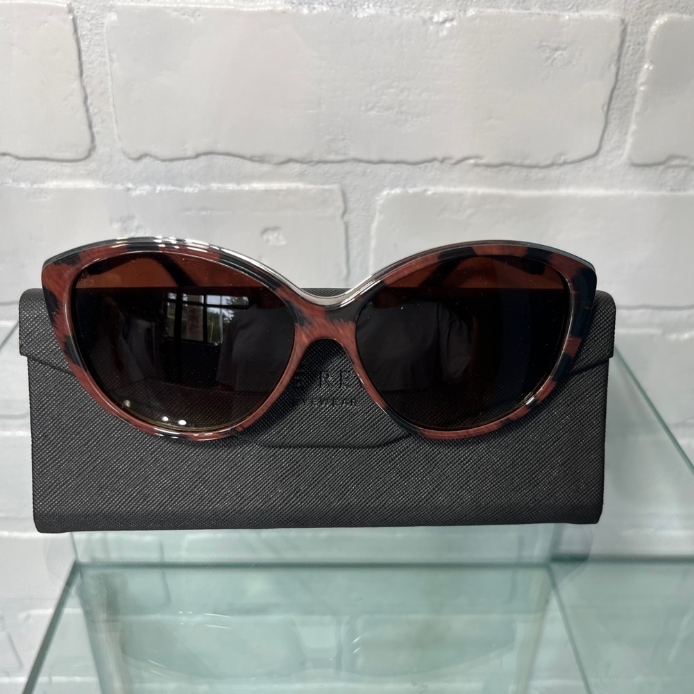 Black Oversized RX Sunglasses with Glamorous Cat-Eye Shape Prive Revaux - Picture 6 of 6